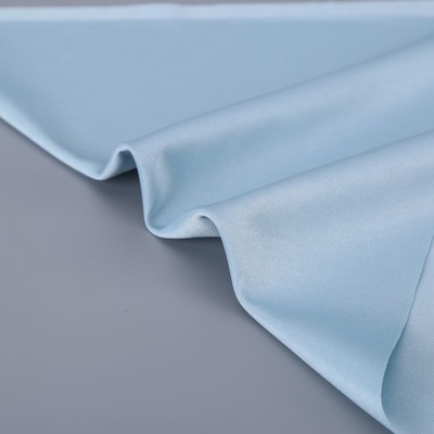Προσαρμοσμένη μη υφαμένη Microfiber μεγέθους δυνατότητα καθαρισμού υφασμάτων υψηλή για το αποστειρωμένο δωμάτιο